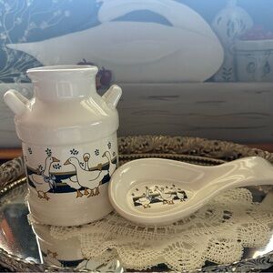 Ceramic Country Goose Crock & Spoon Rest